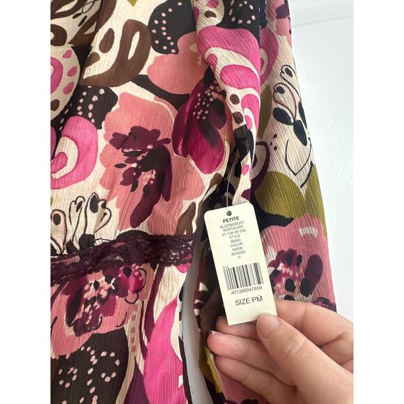 I.e. Petite Vintage 100% Silk Retro, 90's, Y2K Floral Blouse with Neck Tie - Picture 4 of 7